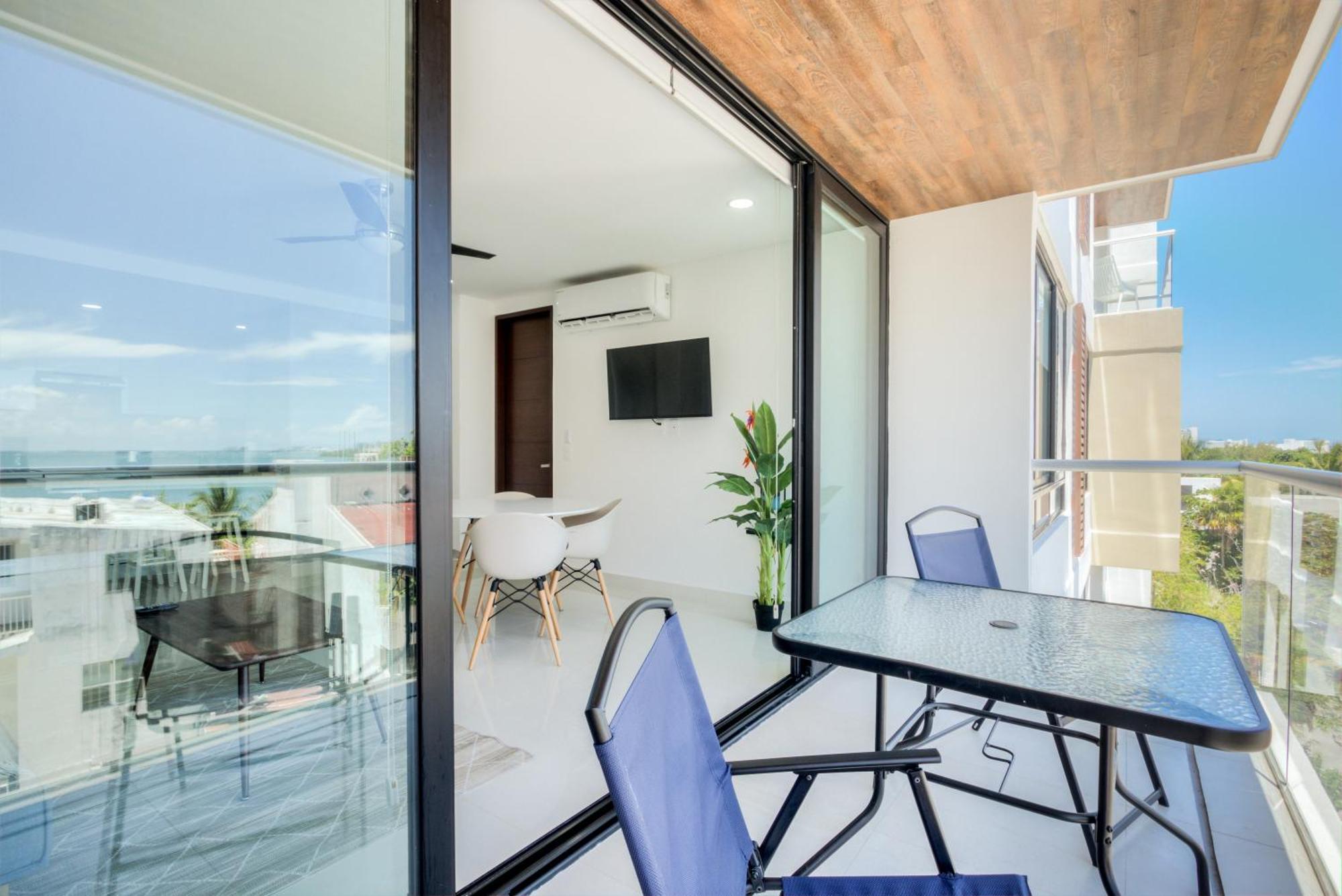 Departamento En Zona Hotelera Con Acceso A Alberca En Rooftop * Cancun